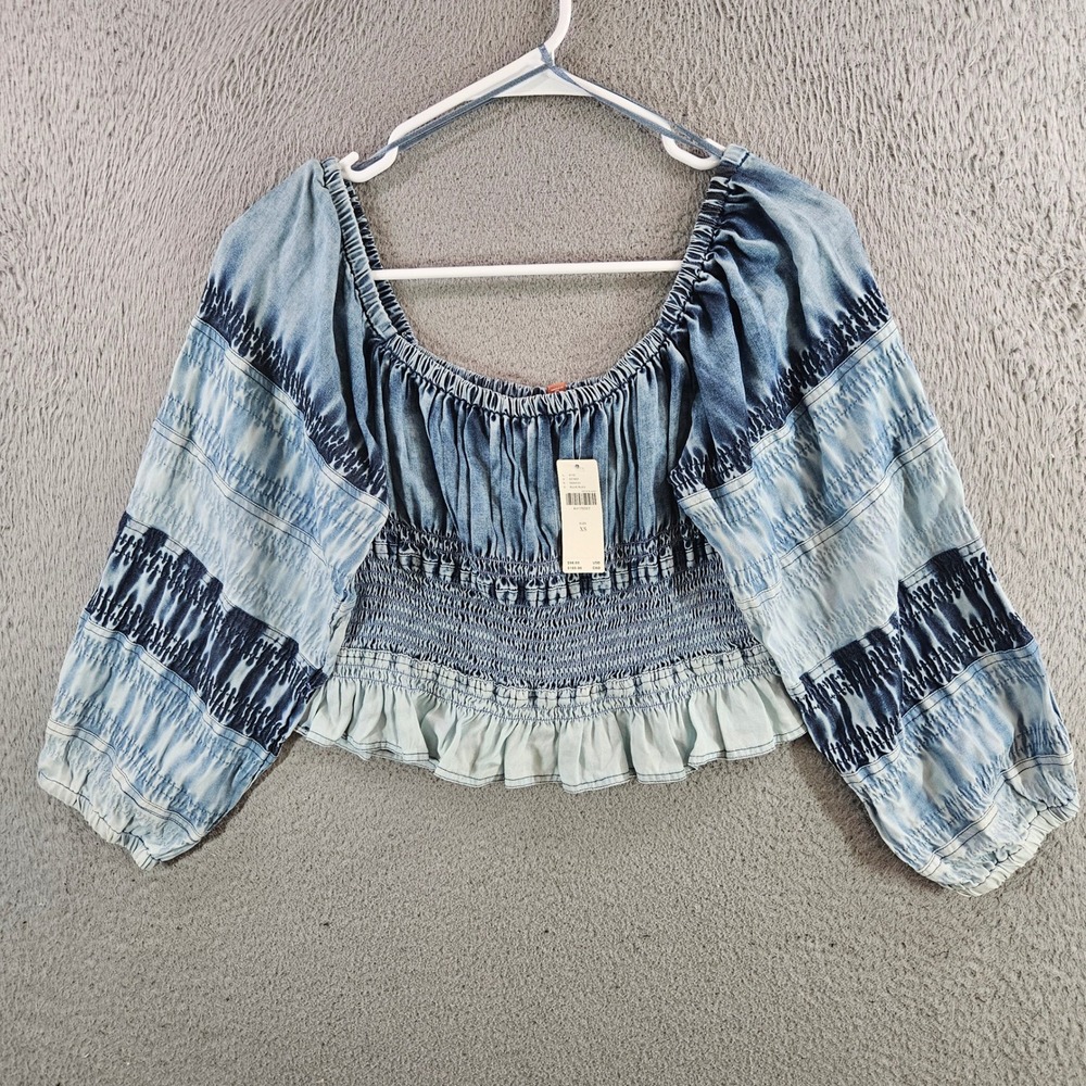 Anthropologie Pilcro Smocked Denim Crop Top Blue Acid Wash XS NEW NWT